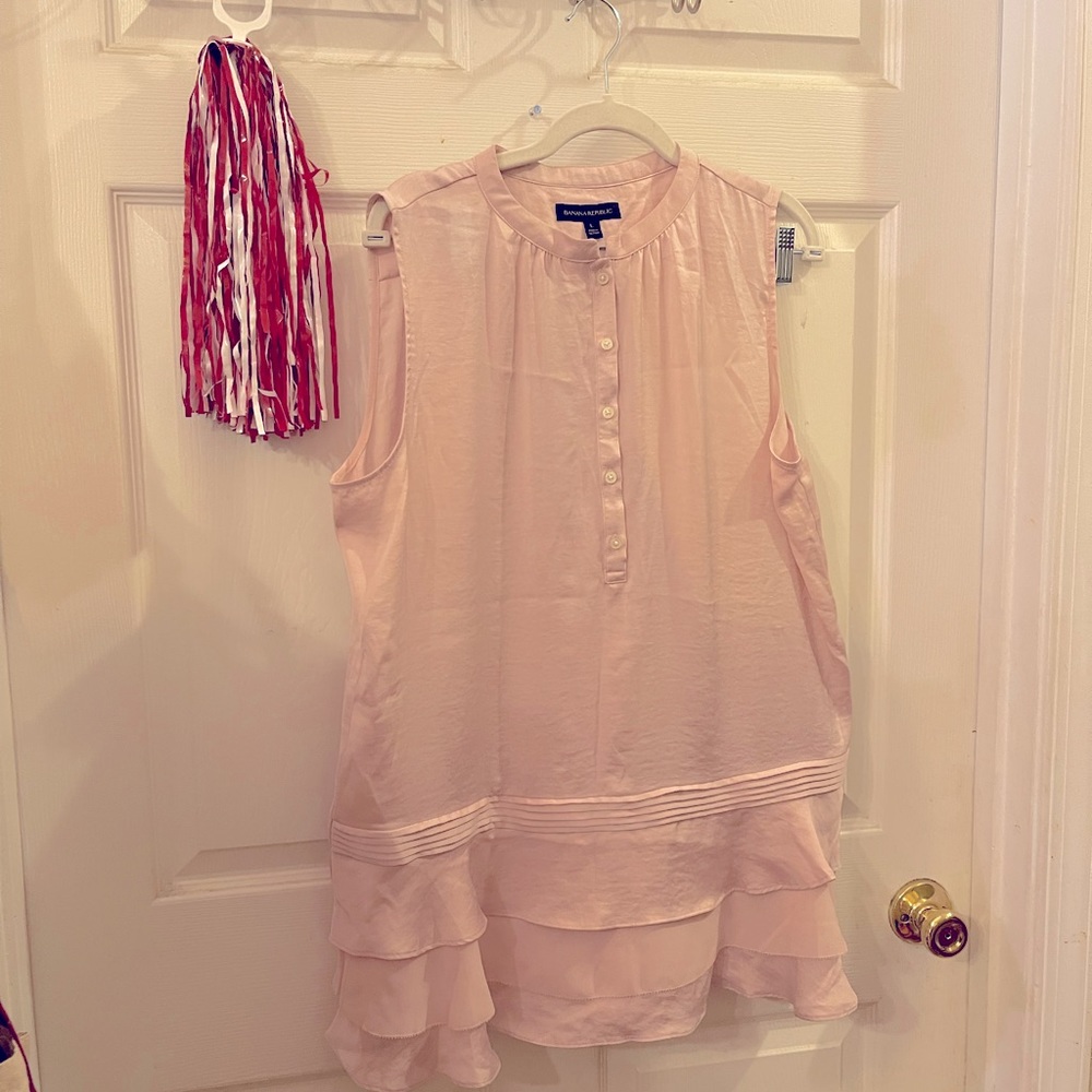 Banana Republic Factory ruffle tunic in blush pink